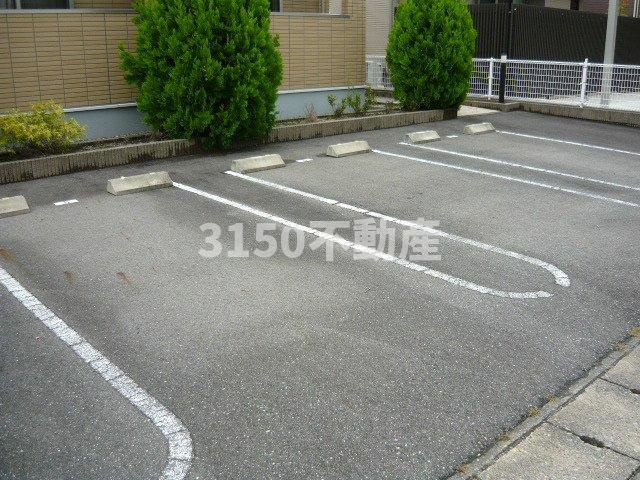 Ｃｏｍｆｏｒｔ　Ｓｉｚｕｋａの駐車場