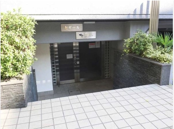 ★仲介手数料無料★セザール御殿山（新耐震構造　三方向角住戸）のエントランス