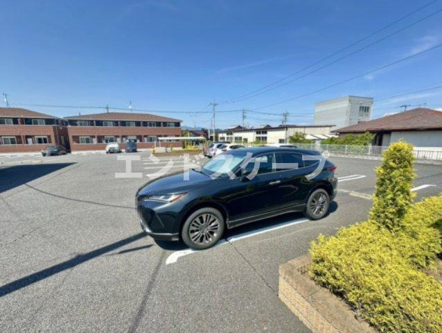 コンフォート　古屋　Ｃの駐車場|高崎、前橋のお部屋探しはエンドスケープまで！お客様の理想お聞かせ下さい♪