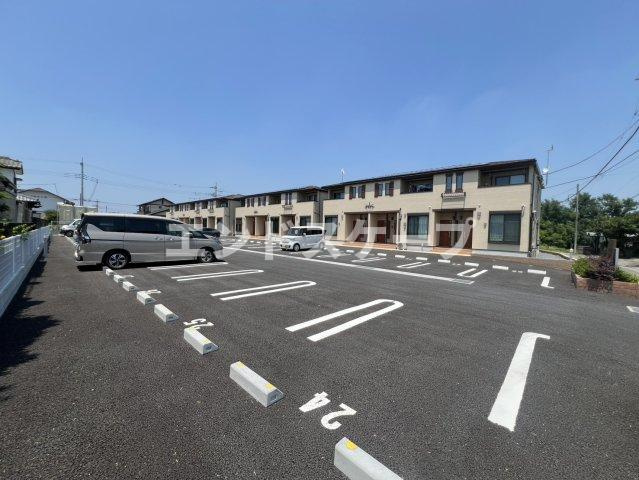 カメリア　塩川　Ｂの駐車場|高崎、前橋のお部屋探しはエンドスケープまで！お客様の理想お聞かせ下さい♪