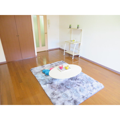 【居間・リビング】 | ラグナガーデン亀川