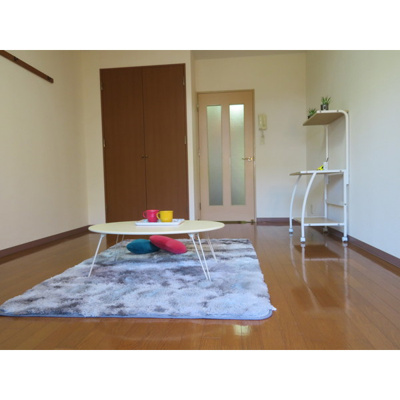 【居間・リビング】 | ラグナガーデン亀川