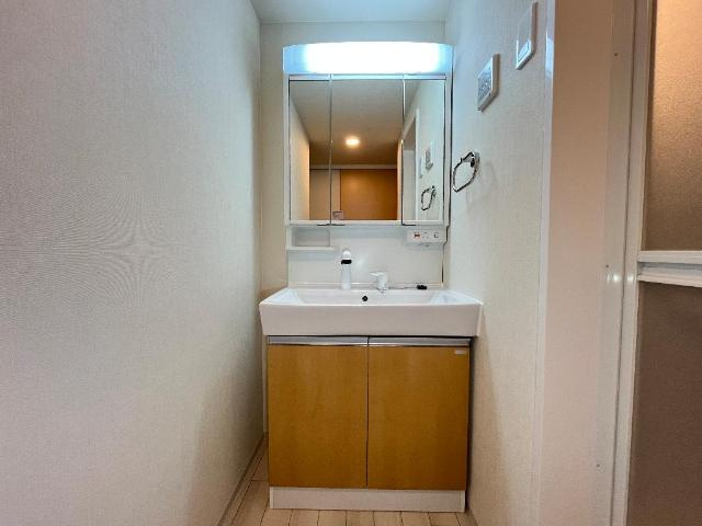 フィールドアップ横井の洗面所|洗髪洗面化粧台