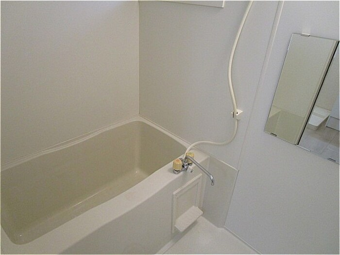 ヴァン・ボナール　Aの浴室|浴室