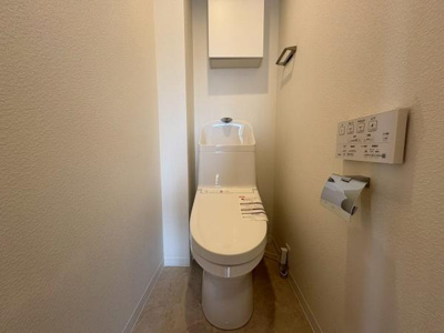 【トイレ】 | 【11日(土)・12日(日)室内見学可能】メイツ草加 | ウォシュレット付きのトイレです♪