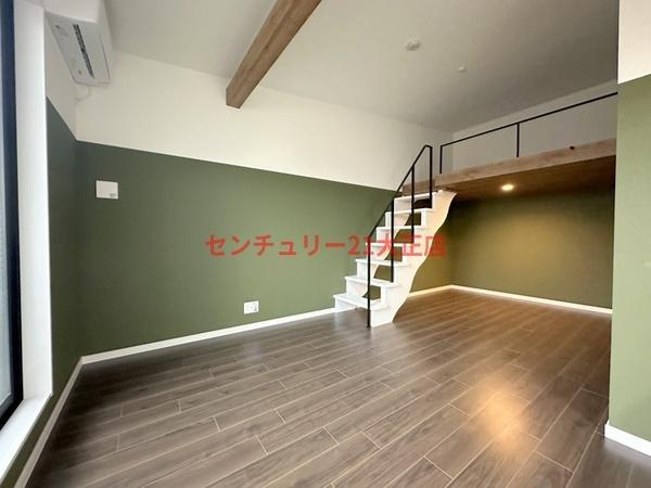 カリヨ三軒家の洋室