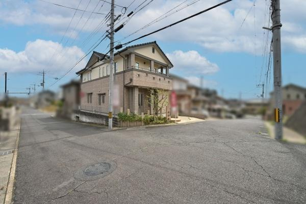 香芝市旭ケ丘２丁目　一戸建の前面道路含む現地写真|■現地撮影写真■落ち着いた雰囲気の閑静な住宅地内です！