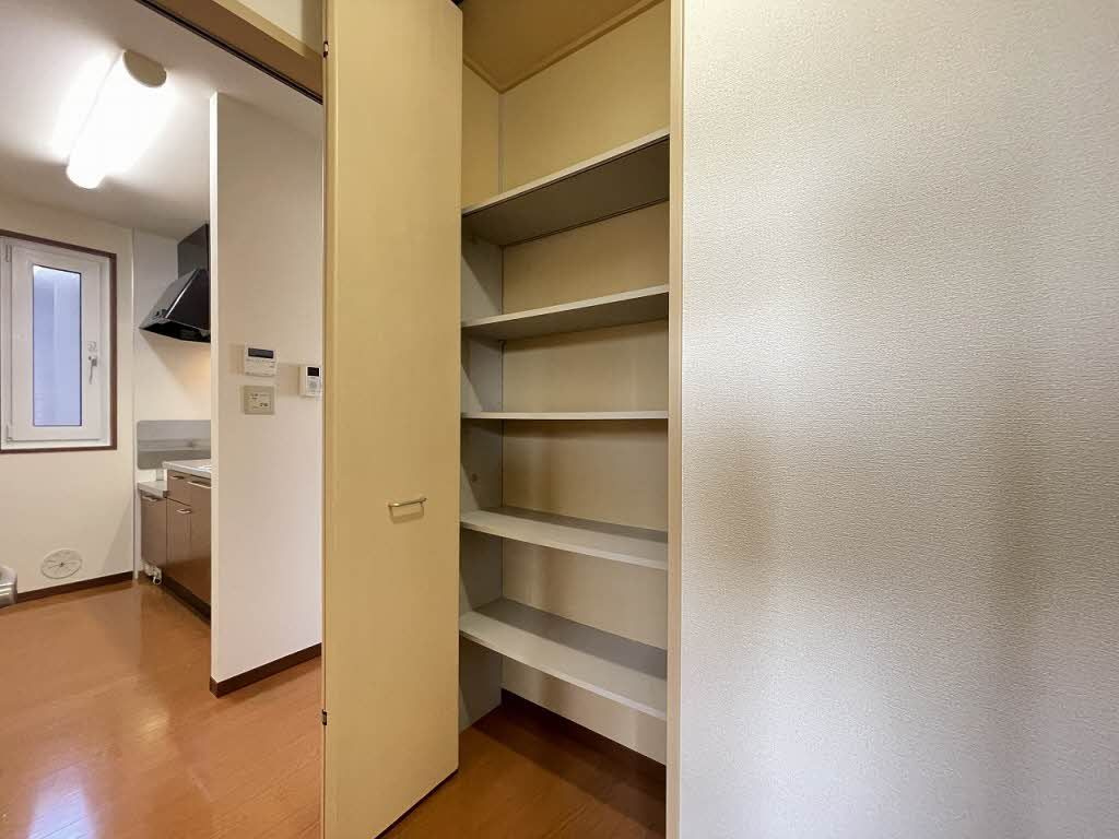 パディ・ヴィレッジ Ｃの玄関