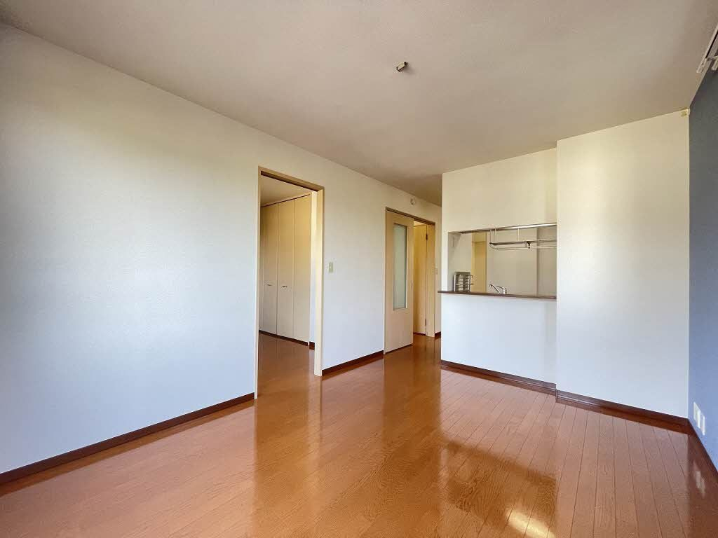 パディ・ヴィレッジ Ｃの居間・リビング