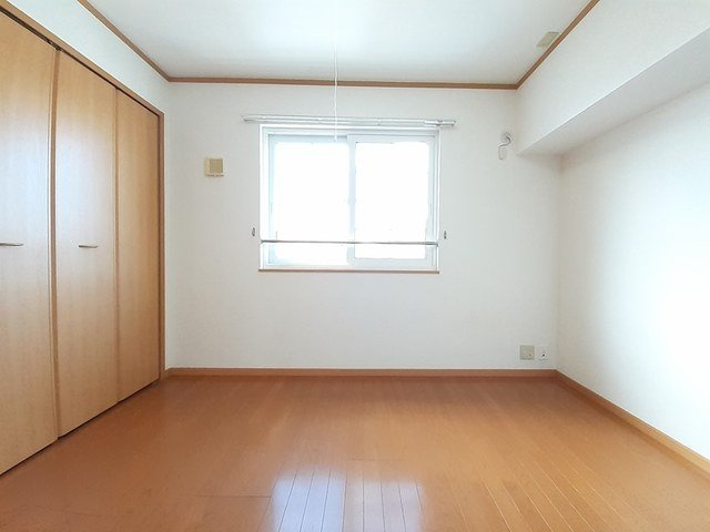 ブライト・ブルックＡのその他
