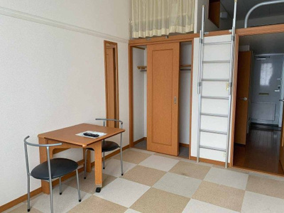 【居間・リビング】 | レオパレスＣａｓａＦｅｌｉｃｅ | 同タイプのお部屋の写真です。