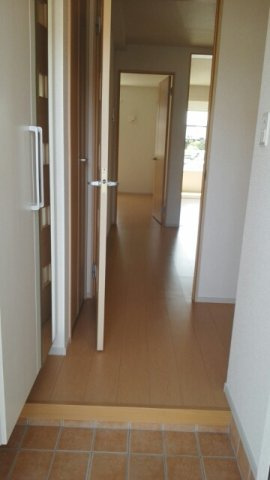 アレーズ　Ｃの玄関