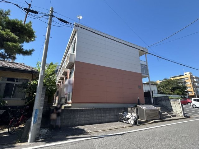 レオパレスしらゆりの外観