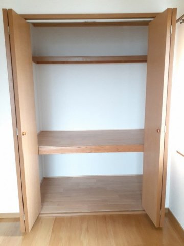 ハイツ十蓮寺Ａ棟の収納