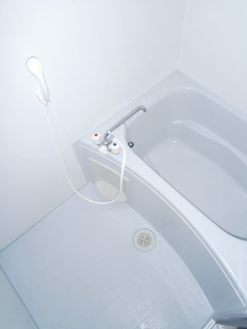 レオパレスサンライズⅡの浴室