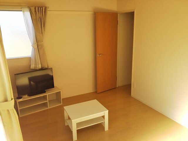 クレイノ扶桑の居間・リビング