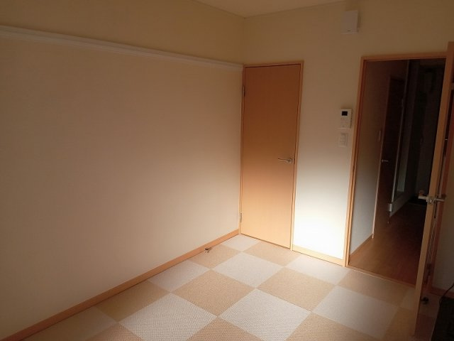 レオパレスサニーコートの居間・リビング