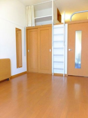 レオパレスグランデ花園の内装