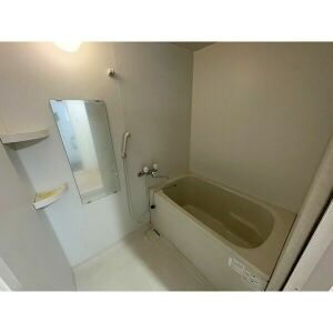 深山マンションの浴室