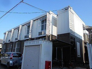 レオパレスミキの外観