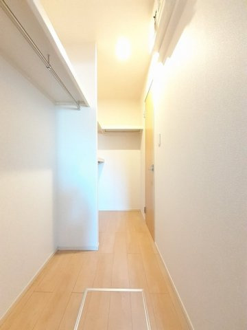 メゾン　ルミエール　Ⅱの収納