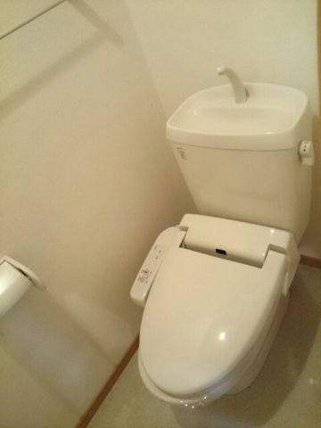 アドラブールのトイレ