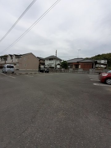 ビッグ　フォレスト　Ｂの駐車場