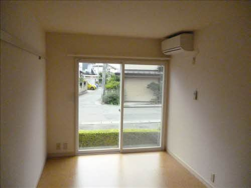 グリーン・キャッスルＢの居間・リビング