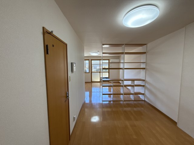 ドミール・Kの居間・リビング