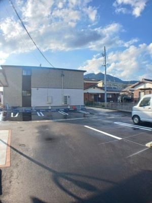 【駐車場】 | アヴィニール新町東