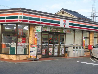 【周辺】 | アヴィニール新町東 | セブンイレブン周南新堤店まで750m