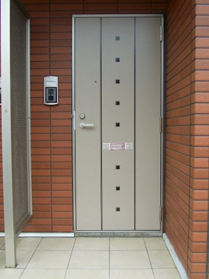 【エントランス】 | アンダンテ | エントランスです