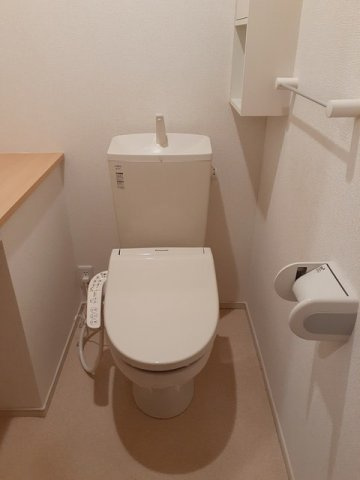 サンリットガーデンＭのトイレ|落ち着いたトイレです