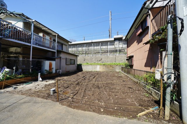【横浜市旭区西川島町112-18新築戸建て】★仲介手数料無料★（鶴ケ峯小学校・西谷中学校）