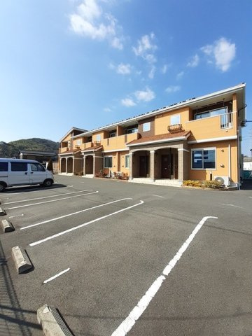 Ｆｅｌｉｓｉａの駐車場