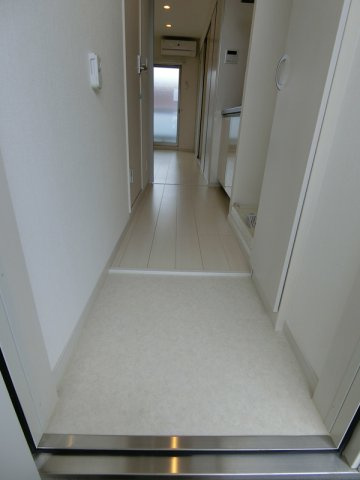 リブリ・西所沢の玄関