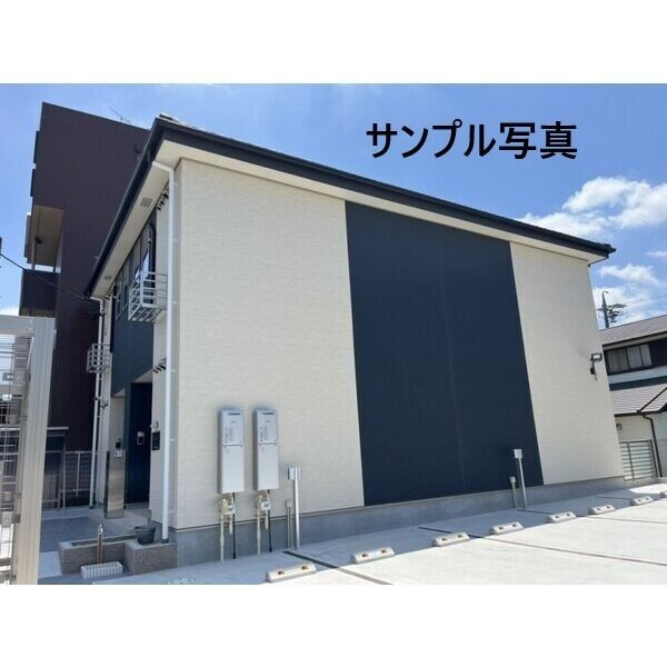 アムールの駐車場