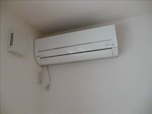 ネッカーの設備