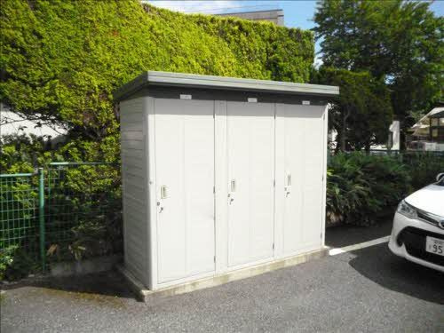 ネッカーの設備