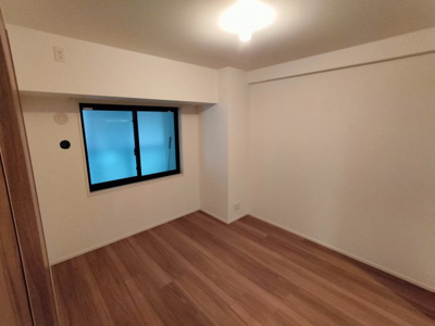 【洋室】 | プレシス千葉みなとベイフロント | 広々とした洋室です