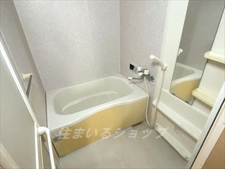 アストーレの浴室|追い焚き機能付き