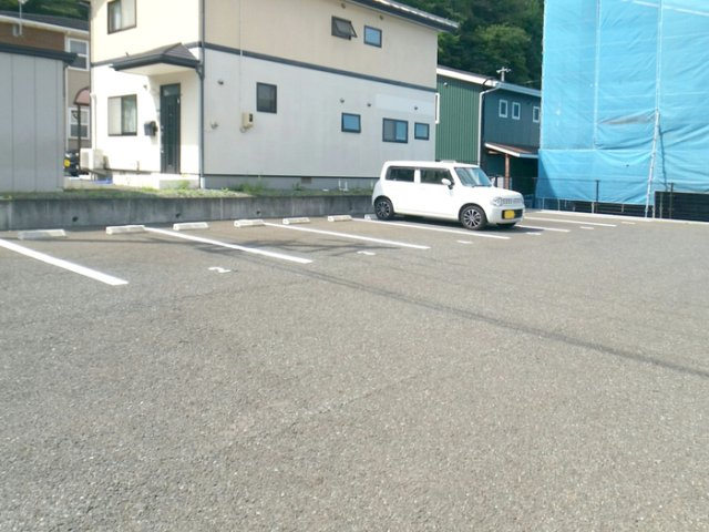 Ｐｉｓｏ長岡Ⅱの駐車場