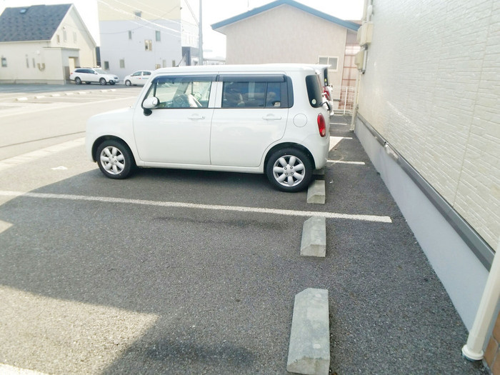 メイユールＭＳ Ⅱの駐車場