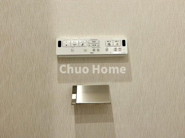 ノバ浅草の内装|【ウォシュレット】清潔に使いたいお手洗いには最適な設備です。もちろんウォームレットも標準装備です。