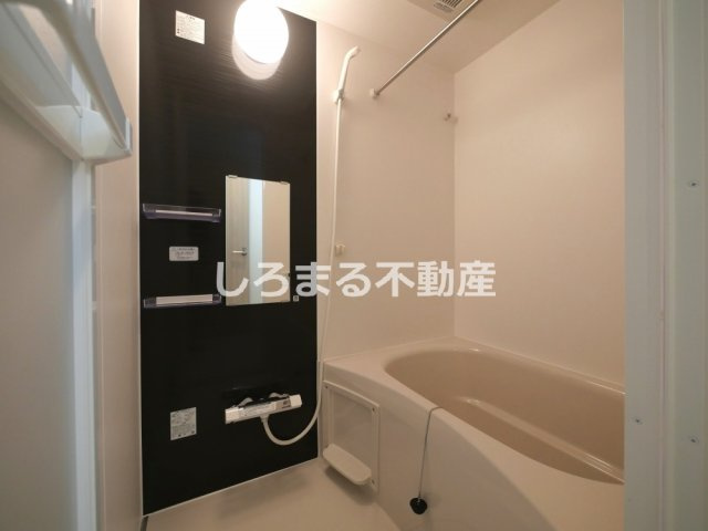 Ａｌｉｖｉｓ新町の浴室