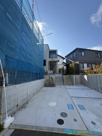 藤沢市鵠沼桜が岡　新築戸建　１邸