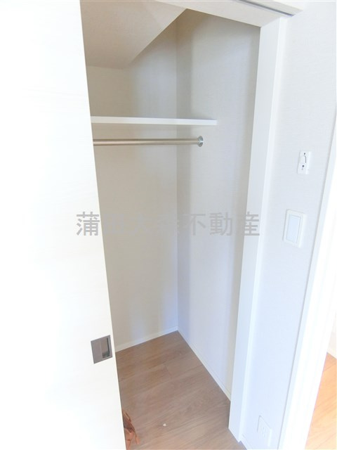 ルフォンプログレ大森西の収納