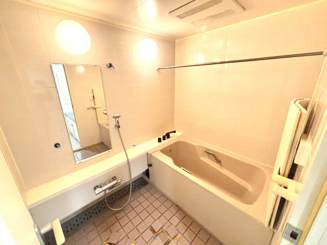 アーデンコート住吉川の浴室