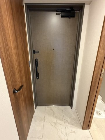 【玄関】シーズンフラッツ仙台鉄砲町