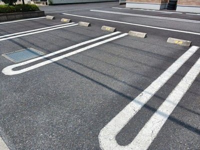 【駐車場】 | フェアリーローズ | 駐車場完備です